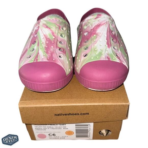 NATIVE Kids/Youth Pink Jefferson Beach Cozy Little Kids Slip On Shoe | NEW/NIB! - Picture 6 of 11
